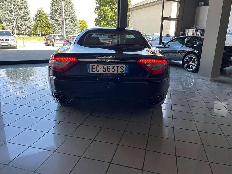 Usata Maserati Granturismo 450 CV (330 kW) 2010 Blu/azzurro Coupé
