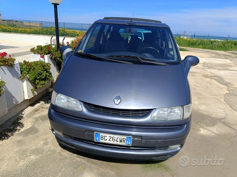 Blu Usata 2000 Renault Grand Espace Monovolume | 1200 € - Immagine 1/4