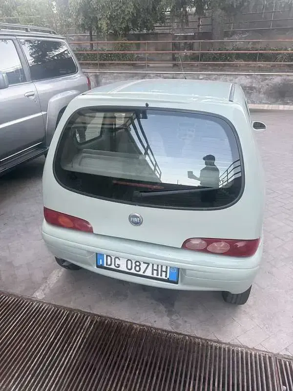 Usata Fiat 600 Anniversary 54 CV (39 kW) 2007 Utilitaria