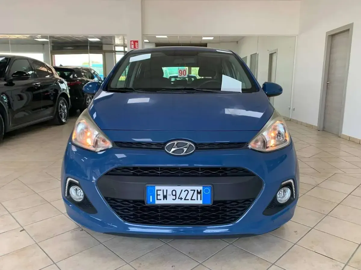 Usata Hyundai i10 Comfort 67 CV (49 kW) 2014 Blu/azzurro Utilitaria