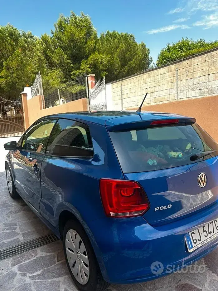 Usata VW Polo Comfortline 69 CV (50 kW) 2011 Bluazzurro Utilitaria
