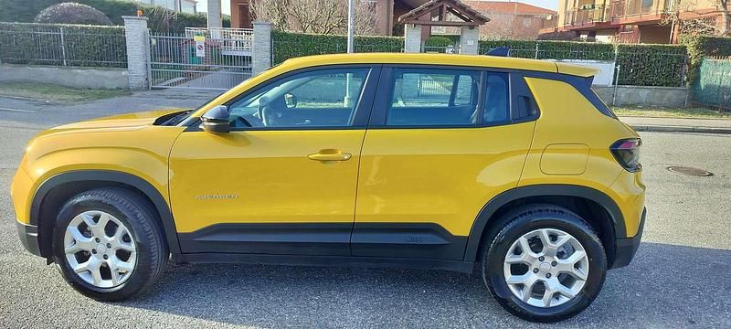 Usata Jeep Avenger Altitude 101 CV (74 kW) 2023 Giallo SUV