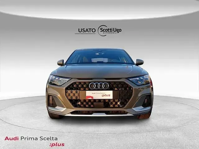 Usata Audi A1 Business 116 CV (85 kW) 2025 Grigio chronos metallizzato SUV