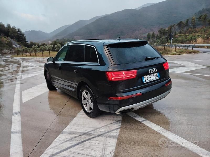 Usata Audi Q7 Business 272 CV (200 kW) 2016 Nero SUV