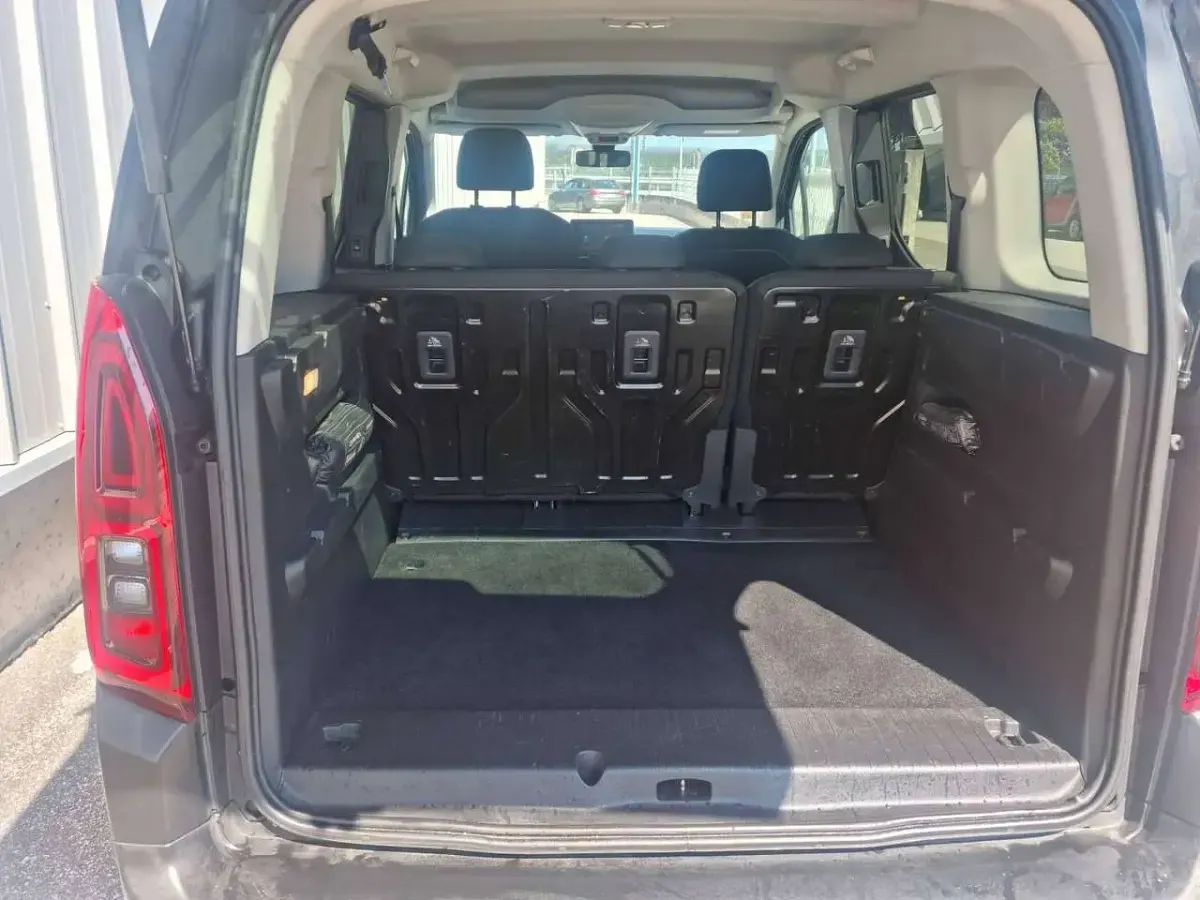 Usata Citroën Berlingo PureTech 131 CV (96 kW) 2020 Nero Monovolume