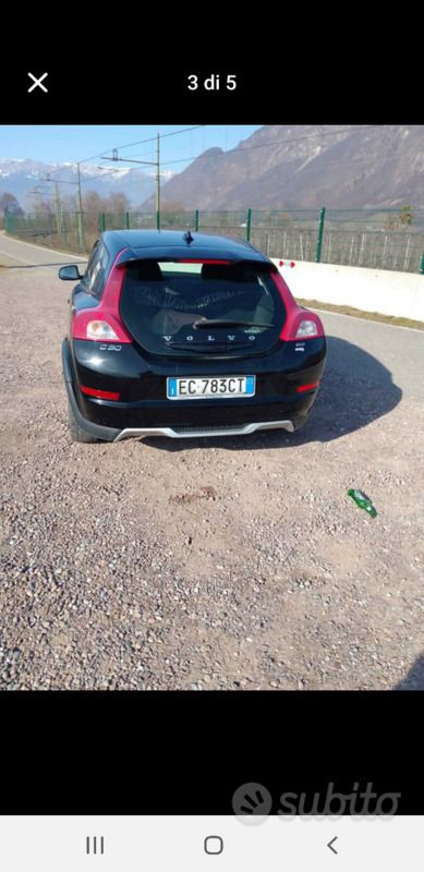 Usata Volvo C30 109 CV (80 kW) 2010 Nero Utilitaria