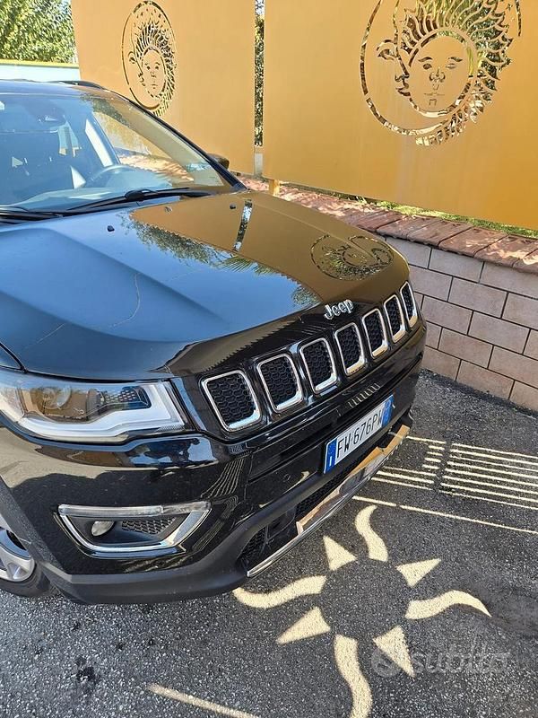 Usata Jeep Compass Limited 140 CV (102 kW) 2019 Nero SUV
