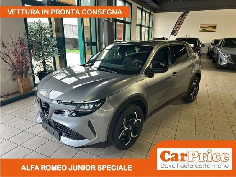Nuova 2025 Alfa Romeo GT Junior Edizione Speciale | 29.360 € (Buon prezzo) - Immagine 1/4