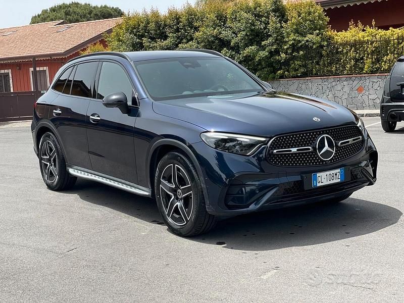 Usata Mercedes GLC220 Advanced 197 CV (144 kW) 2022 Blu Station wagon