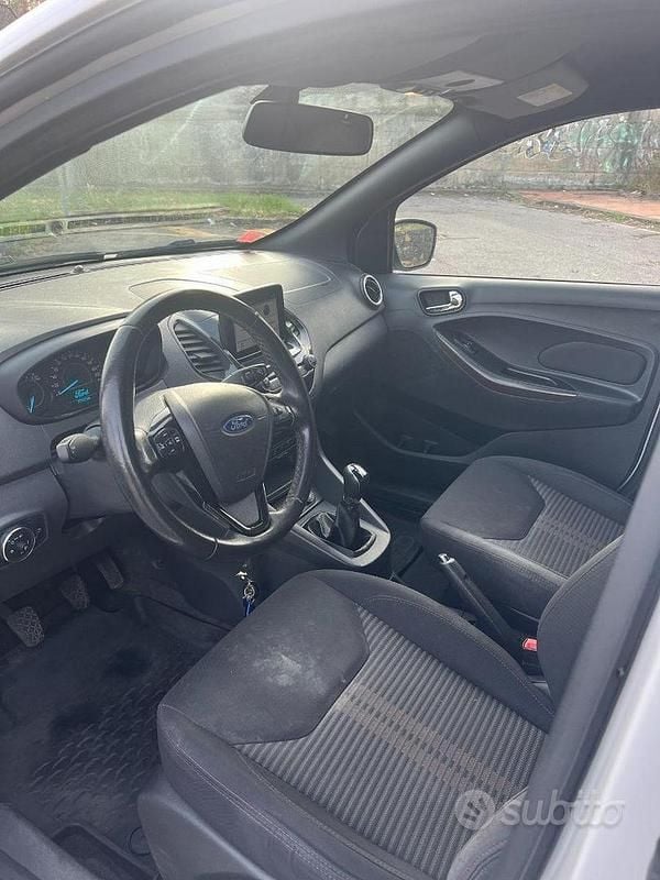 Usata Ford Ka Plus 86 CV (63 kW) 2019 Bianco Utilitaria
