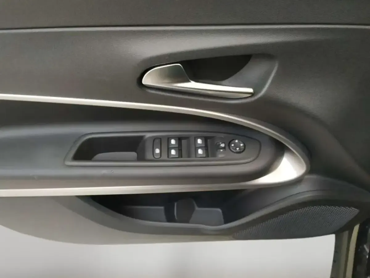 Nuova Jeep Avenger Summit 100 CV (73 kW) 2025 Nero SUV