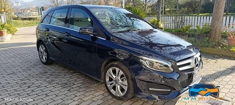 Usata Mercedes B180 109 CV (80 kW) 2018 Other Monovolume