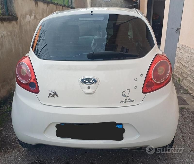 Usata Ford Ka 69 CV (50 kW) 2009 Bianco Utilitaria