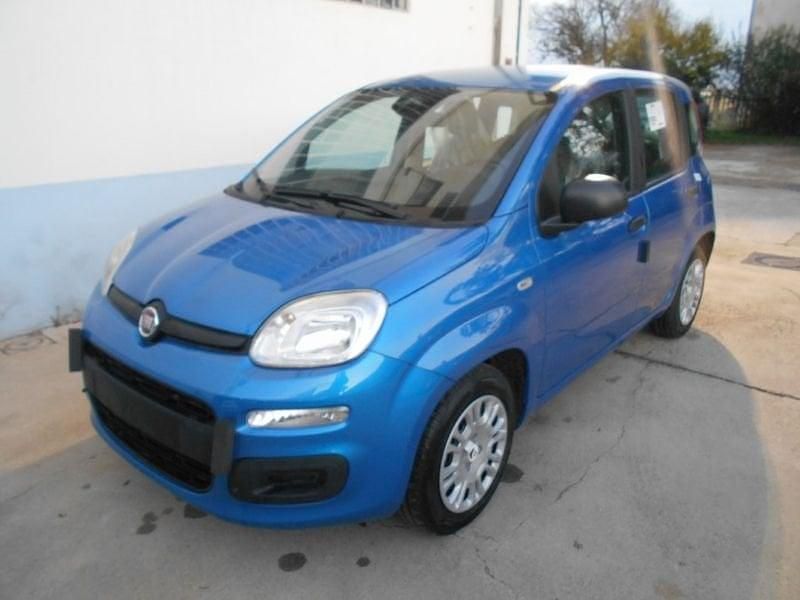 Nuova Fiat Panda 69 CV (50 kW) 2025 Blu Utilitaria