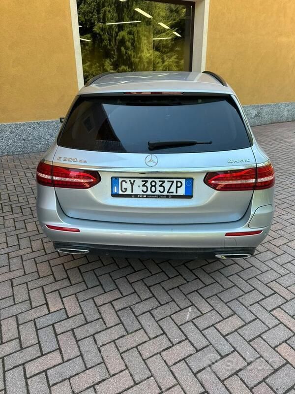 Usata Mercedes E300 2020 Grigio Station wagon