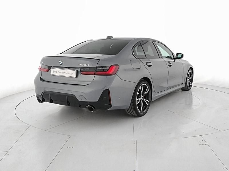 Usata BMW 320e M Sport 190 CV (139 kW) 2025 Grigio Berlina