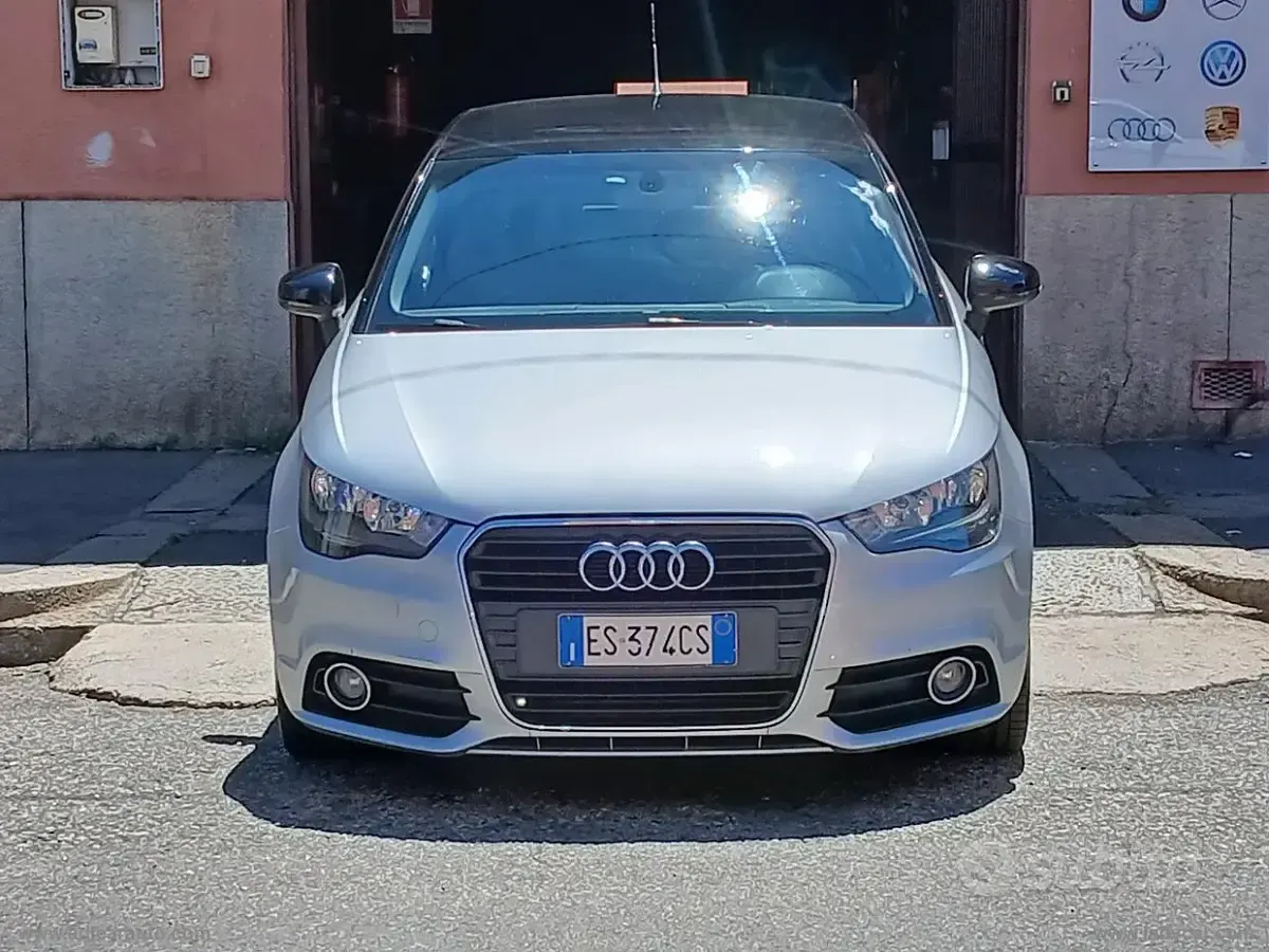 Usata Audi A1 90 CV (66 kW) 2013 Grigio Utilitaria