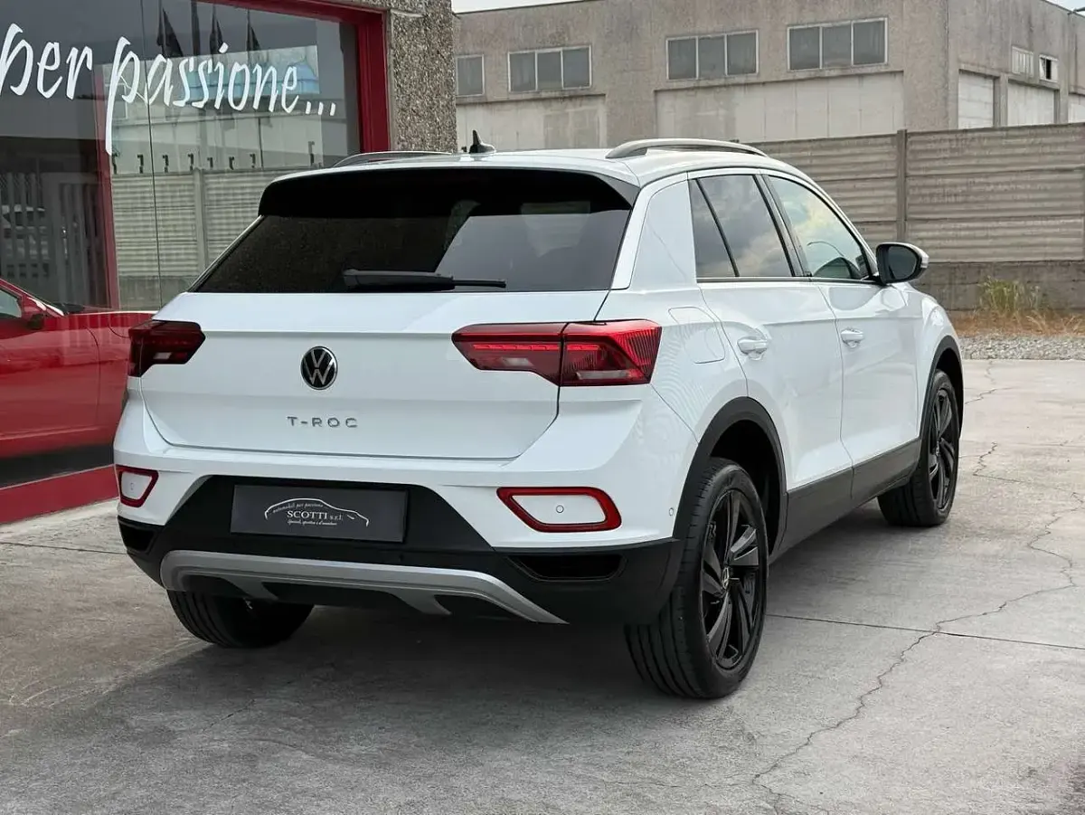 Usata VW T-Roc Cabriolet Edition 150 CV (110 kW) 2025 Bianco pure white SUV