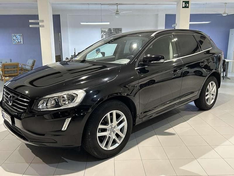 Usata Volvo XC60 Business Edition 190 CV (139 kW) 2017 Nero SUV