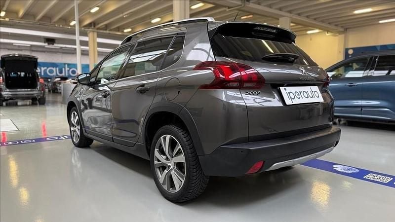 Usata Peugeot 2008 Allure 102 CV (75 kW) 2019 Grigio SUV