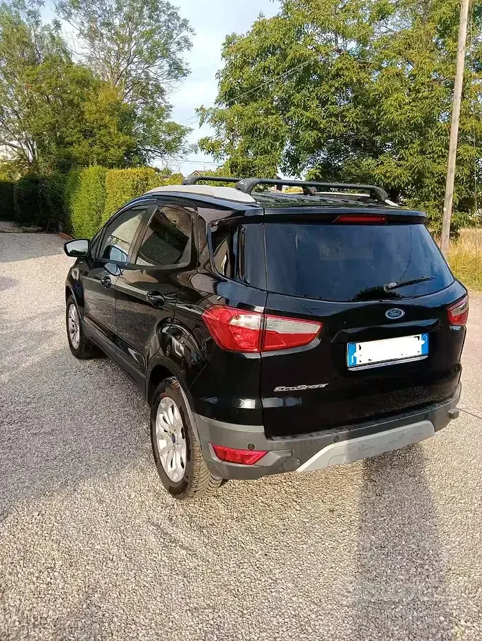 Usata Ford Ecosport 95 CV (69 kW) 2016 Nero SUV