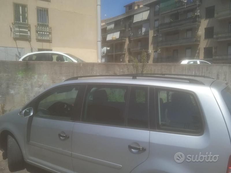 Usata VW Touran 101 CV (74 kW) 2003 Grigio Monovolume