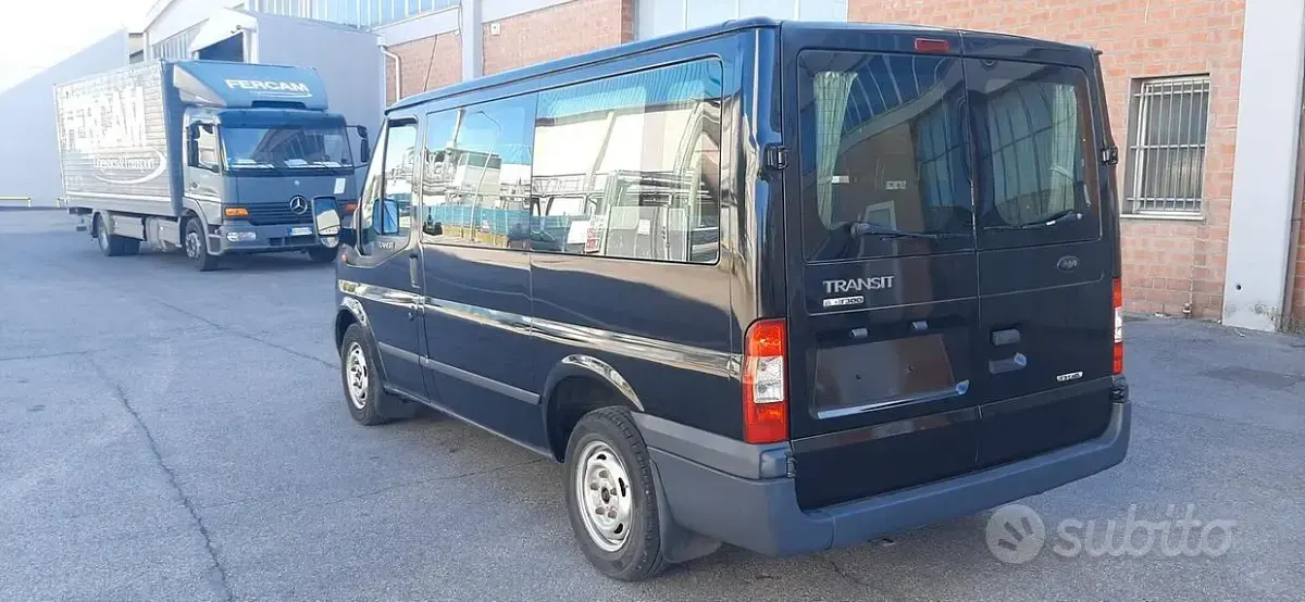 Usata Ford Transit 300S 116 CV (85 kW) 2008 Nero Monovolume