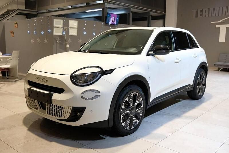 Usata Fiat 600 La Prima 100 CV (73 kW) 2024 Bianco SUV