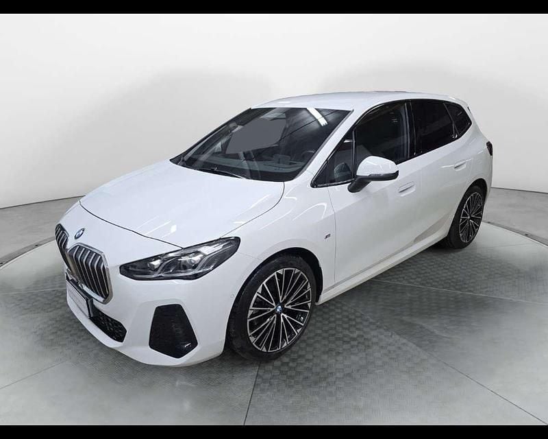 Bianco Usata 2025 BMW 218 Active Tourer M Sport Monovolume | 34.700 € (Super prezzo) - Immagine 1/4