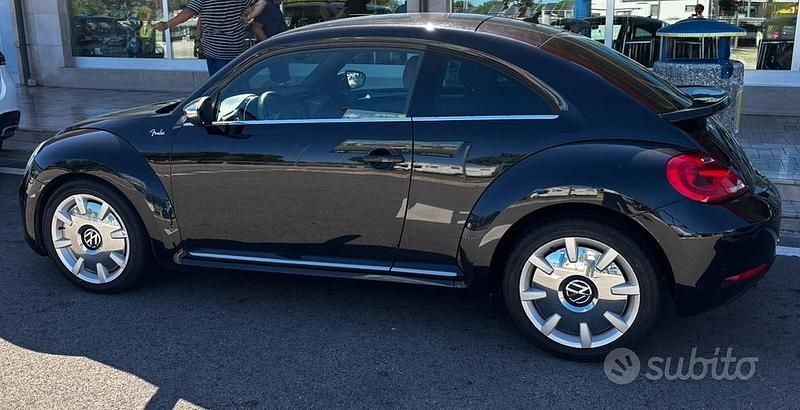 Usata VW Beetle Edition 140 CV (102 kW) 2013 Nero Utilitaria