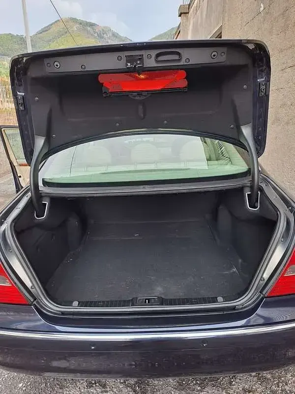 Usata Mercedes E220 Elegance 150 CV (110 kW) 2005 Berlina
