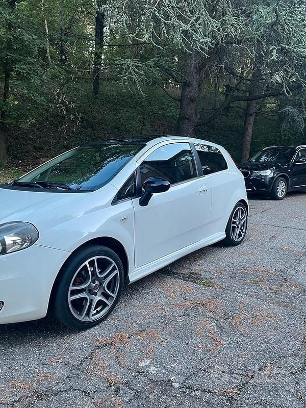 Usata Fiat Punto 2009 Bianco Utilitaria