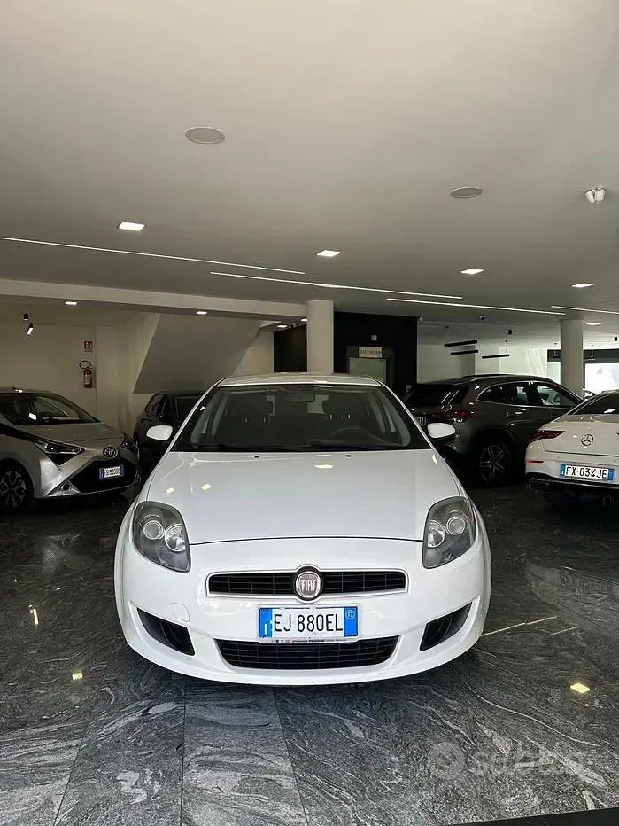 Usata Fiat Bravo Active 105 CV (77 kW) 2011 Bianco Utilitaria