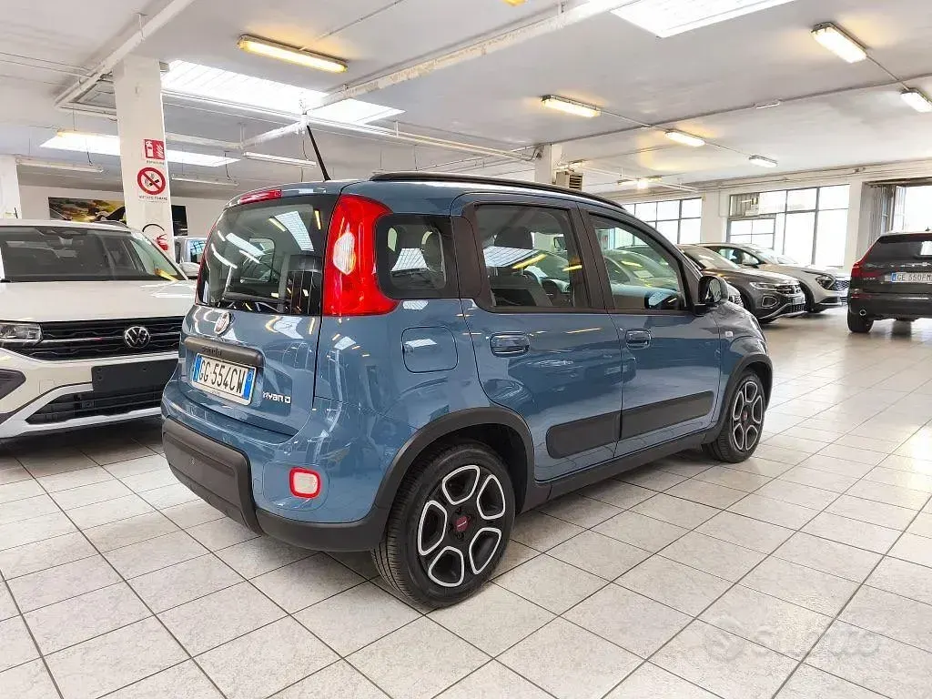 Usata Fiat Panda City Life 69 CV (50 kW) 2021 Blu pastello Utilitaria