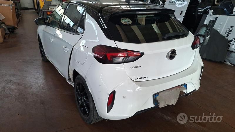 Usata Opel Corsa 100 CV (73 kW) 2022 Bianco Utilitaria