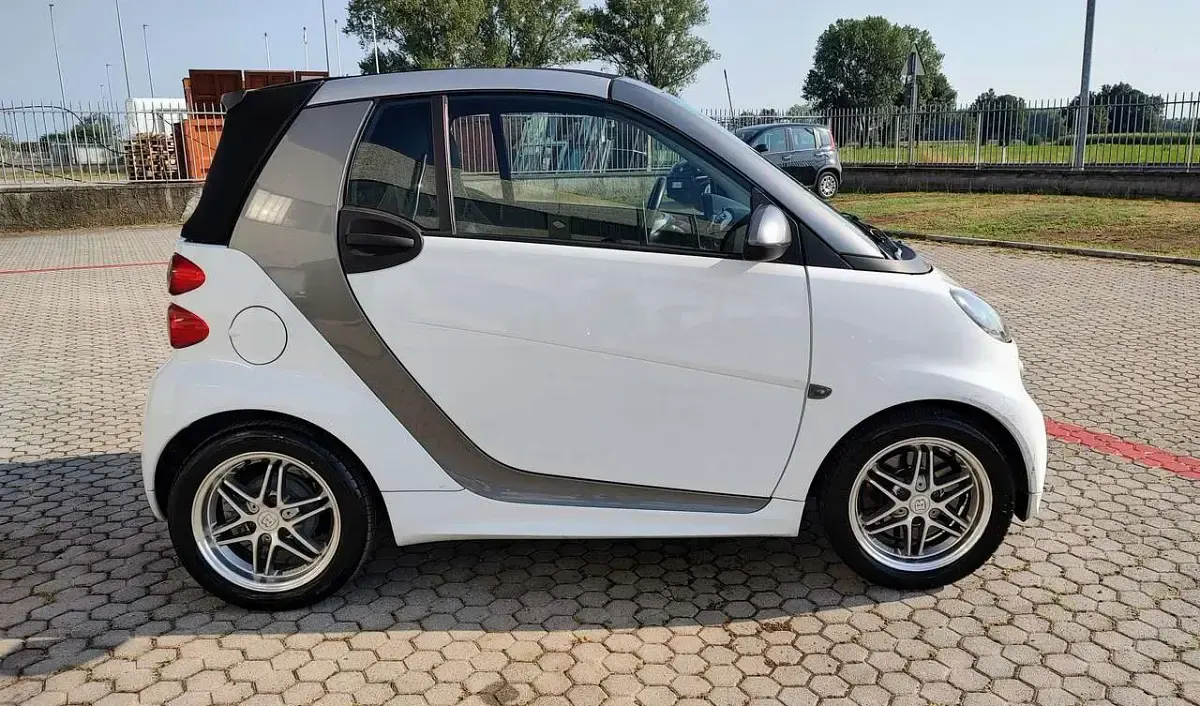 Usata Smart ForTwo Cabrio Passion 71 CV (52 kW) 2014 Bianco Cabrio