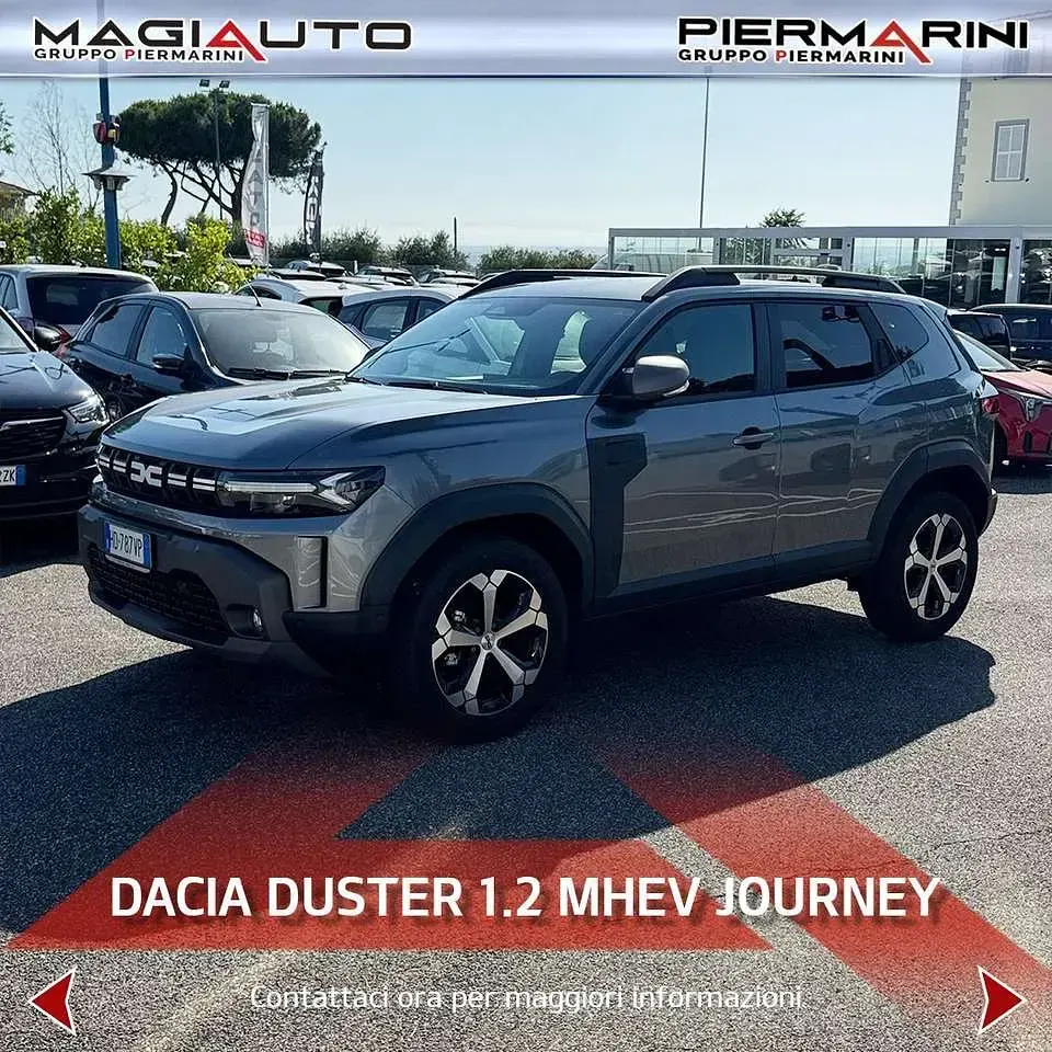 Usata Dacia Duster Journey 140 CV (102 kW) 2026 Grigio SUV