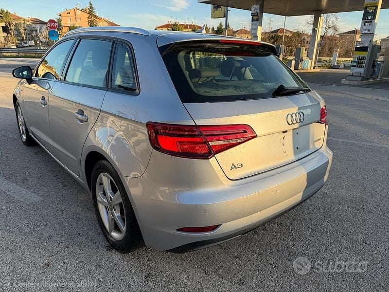 Usata Audi A3 Ambiente 110 CV (80 kW) 2017 Grigio Berlina