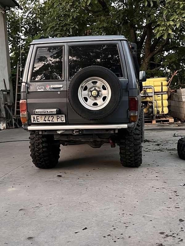 Usata Toyota Land Cruiser 86 CV (63 kW) 1989 SUV