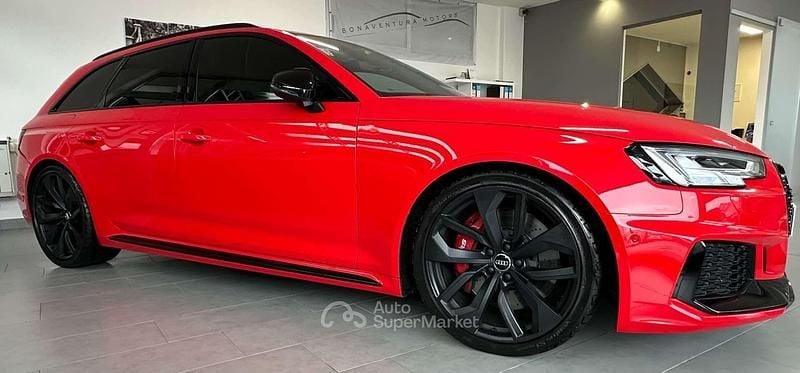 Usata Audi RS4 Ambiente 450 CV (330 kW) 2019 Rosso Station wagon