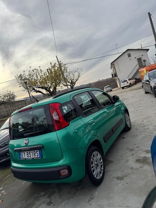 Usata Fiat Panda Lounge 69 CV (50 kW) 2015 Verde Berlina