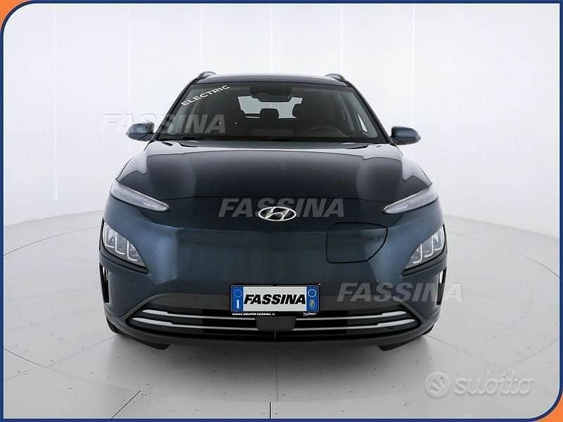 Usata Hyundai Kona 100 kW (136 CV) 2023 Blu SUV