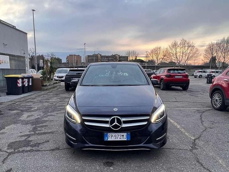 Blu Usata 2018 Mercedes B160 Premium Monovolume | 10.800 € (Ottimo prezzo) - Immagine 1/4