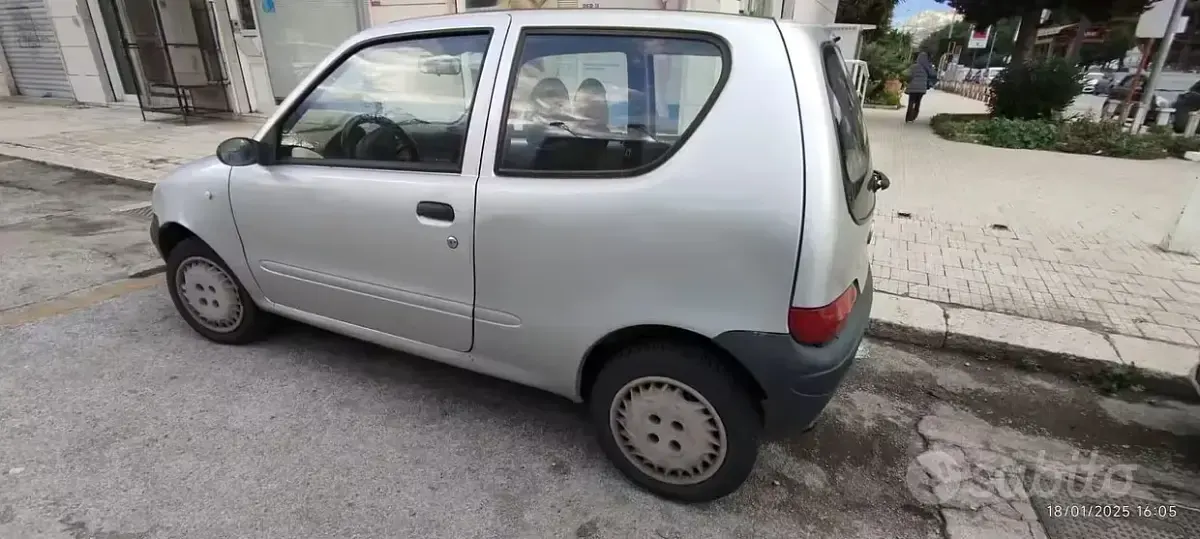 Usata Fiat 600 54 CV (39 kW) 2009 Grigio Utilitaria