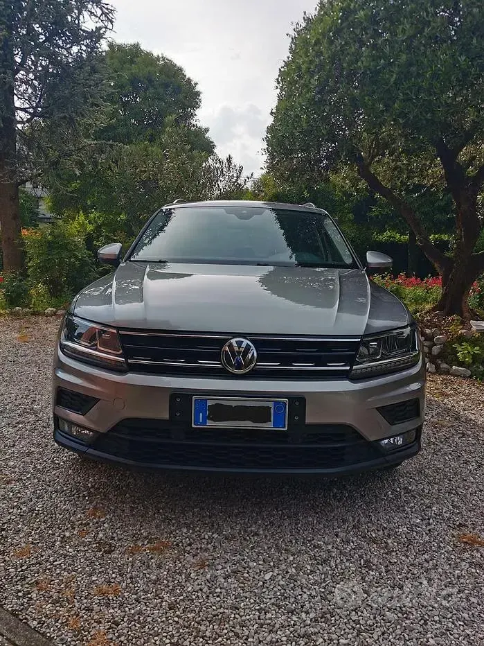 Usata VW Tiguan Style 150 CV (110 kW) 2017 Grigio SUV