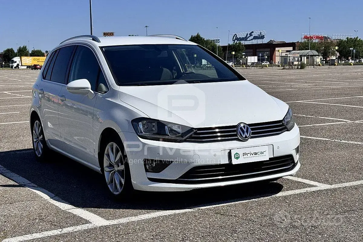 Usata VW Golf Sportsvan Executive 110 CV (80 kW) 2016 Bianco Monovolume