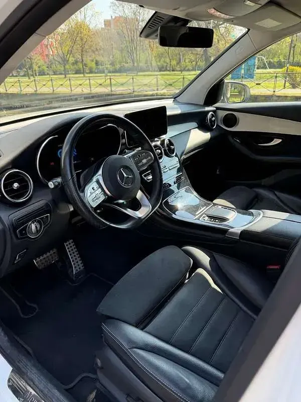 Usata Mercedes GLC300 Business 194 CV (142 kW) 2021 Bianco SUV