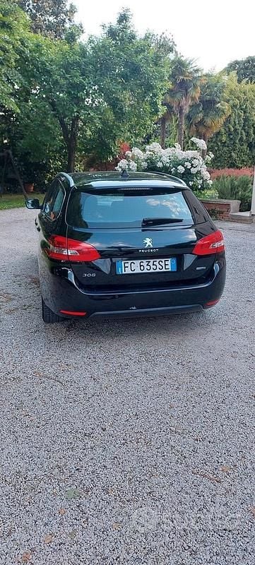 Usata Peugeot 308 SW Allure 2016 Nero Station wagon