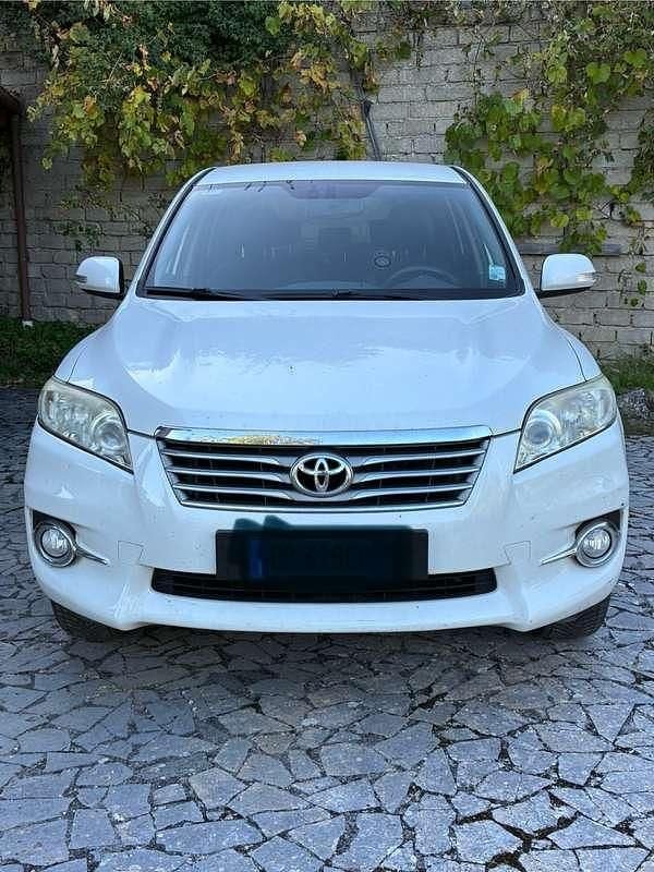 Usata Toyota RAV4 Lounge 150 CV (110 kW) 2013 Bianco SUV