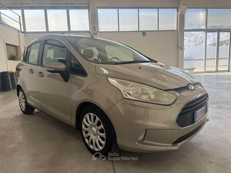 Usata Ford B-MAX Business Edition 95 CV (69 kW) 2014 Gray Monovolume